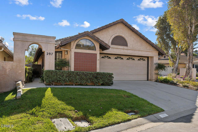 Detail Gallery Image 3 of 38 For 297 Estancia Pl, Camarillo,  CA 93012 - 2 Beds | 2 Baths