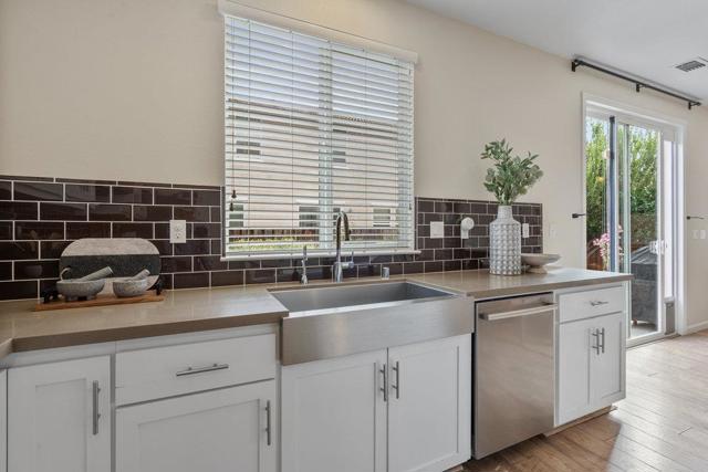 130 Lusitano Way, Gilroy CA: https://media.crmls.org/mediaz/33ded702-59eb-4d09-b296-4f0749fa995e.jpg