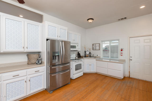 Detail Gallery Image 41 of 75 For 102 Anna Ln, Bakersfield,  CA 93308 - 7 Beds | 5 Baths