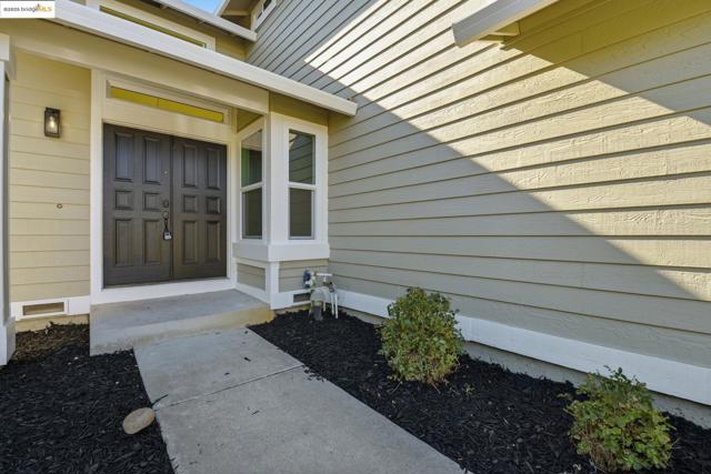 1486 Waverly Way, Pittsburg CA: https://media.crmls.org/mediaz/33df9fc7-4225-483c-84fe-fef1783776d4.jpg