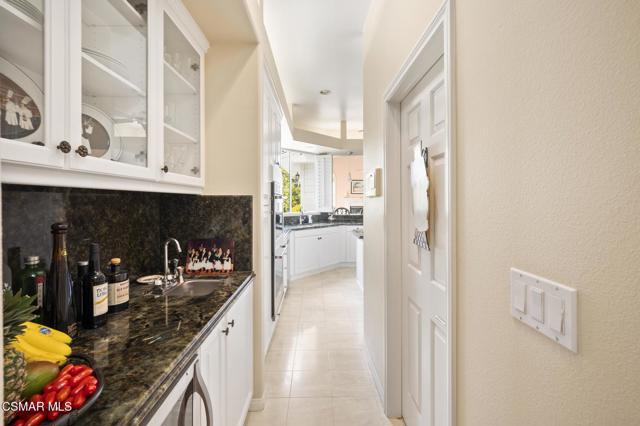 1662 E Janss Road, Thousand Oaks CA: https://media.crmls.org/mediaz/33dfbd6f-5f89-464f-a89f-247c1138e5b2.jpg