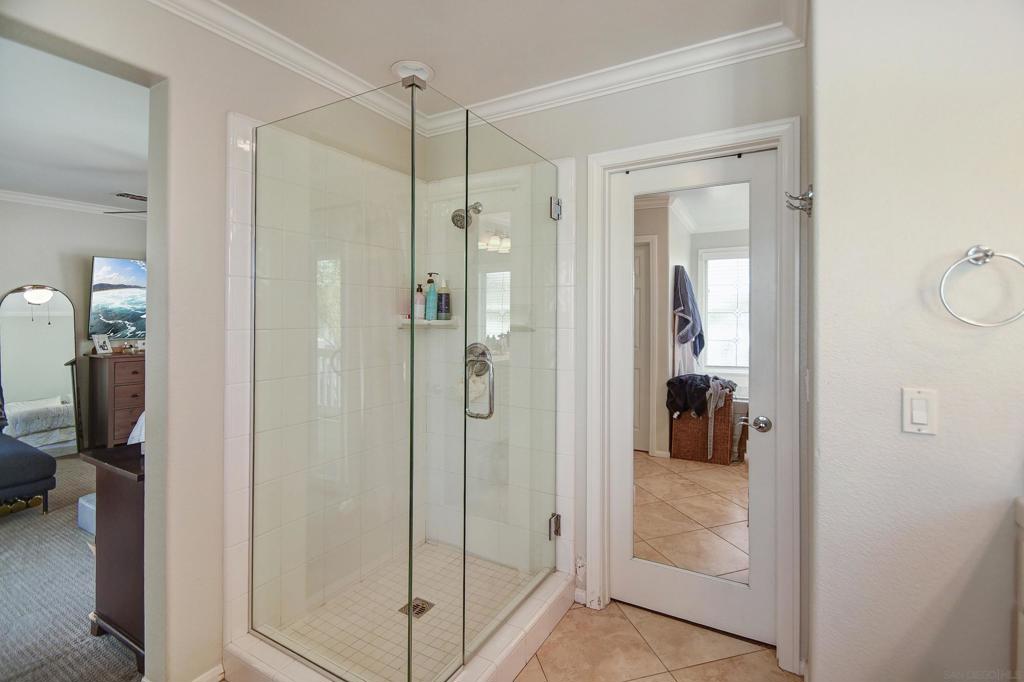 MLS #250028019SD img 20