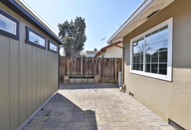 3370 Jennifer Way, San Jose CA: https://media.crmls.org/mediaz/33e0efc6-74db-4be5-88e1-6c6f9a6cfb21.jpg