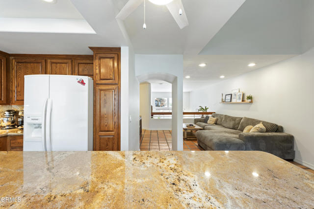 4967 Dekoven St. Street, Ventura CA: https://media.crmls.org/mediaz/33e39d6e-aa7c-441a-9712-e620dad2a8c4.jpg