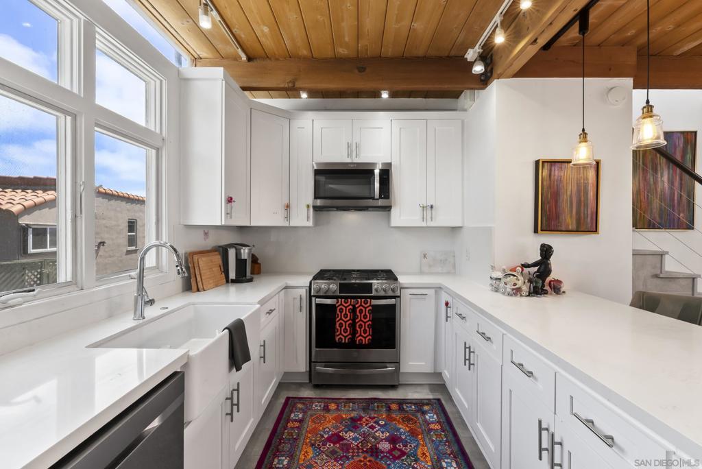 5615 Beaumont Avenue - photo 10
