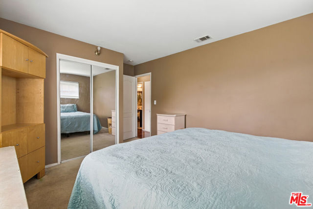 764 Lashburn Street, Sylmar CA: https://media.crmls.org/mediaz/33e529e0-499f-44b5-8dde-624aa8b49212.jpg