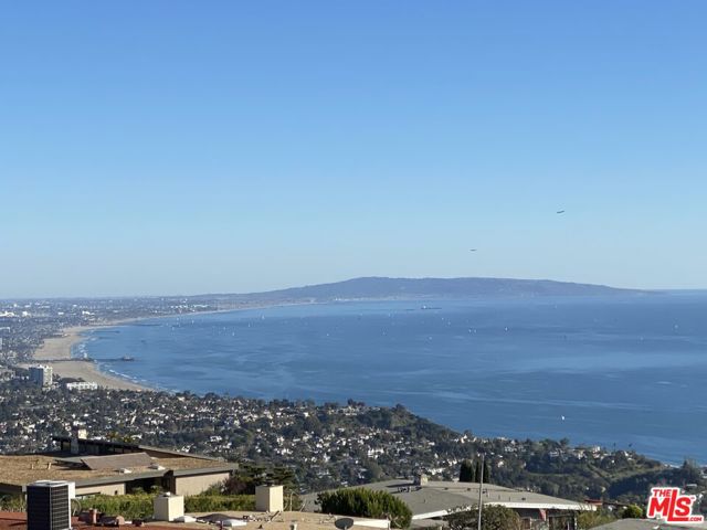 Drew Fenton | 16810 Glynn Drive Pacific Palisades CA | MLS: 7437023 Drew Fenton | 16810 Glynn Drive Pacific Palisades CA | MLS: 7437023