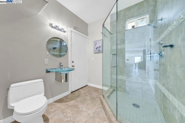 48912 Crown Ridge Cmn, Fremont CA: https://media.crmls.org/mediaz/33e7621f-f9ea-4698-860b-9afcd7e3f689.jpg