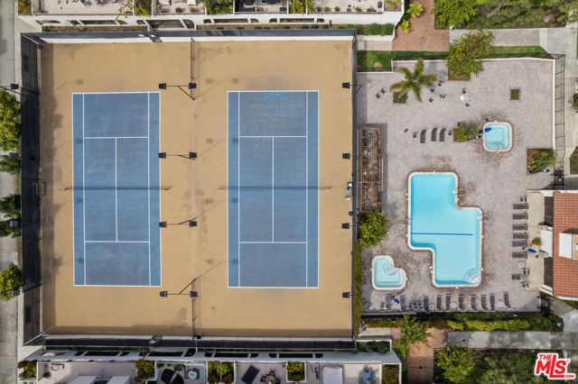 8601 Falmouth Avenue, Playa del Rey CA: https://media.crmls.org/mediaz/33e83ead-c259-424f-8eee-ddeab072f635.jpg