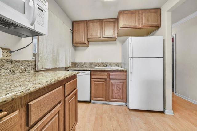 2989 Betsy Way, San Jose CA: https://media.crmls.org/mediaz/33e9e3a1-2f42-4978-a4ff-cfc956232b8b.jpg