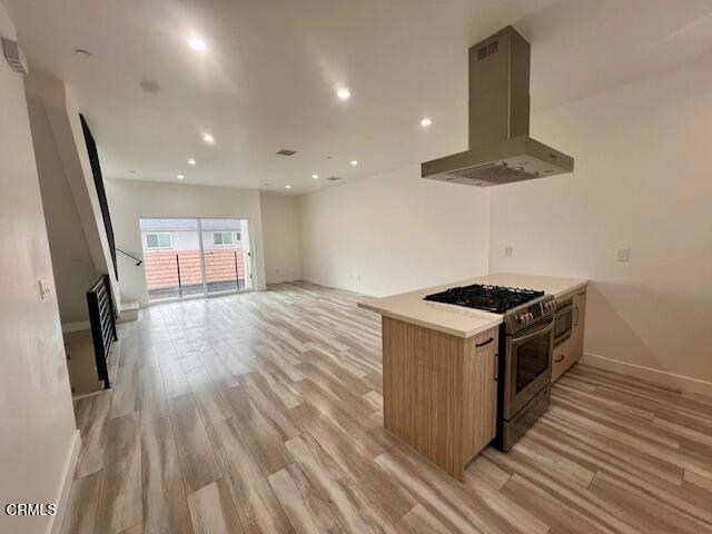 Detail Gallery Image 11 of 23 For 5626 1/2 Auckland Ave, North Hollywood,  CA 91601 - 4 Beds | 3 Baths