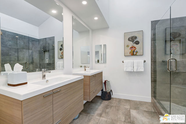 186 S Kavenish Drive, Rancho Mirage, CA 92270