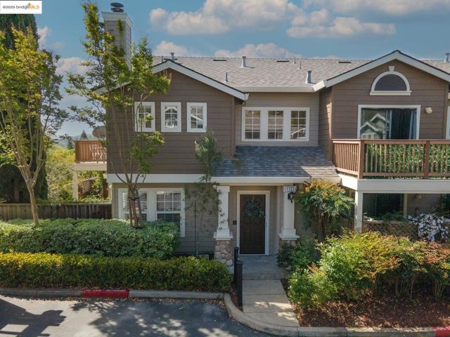 1105 Radiant Lane, San Ramon CA: https://media.crmls.org/mediaz/33eb7994-9809-447c-82d6-f19047f8ab82.jpg