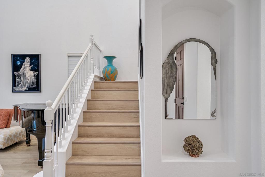 550 Echo Lane - photo 20