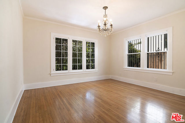720 N Ogden Drive, Los Angeles CA: https://media.crmls.org/mediaz/33ec6355-4e36-4647-abf4-6f4ed482cf1e.jpg