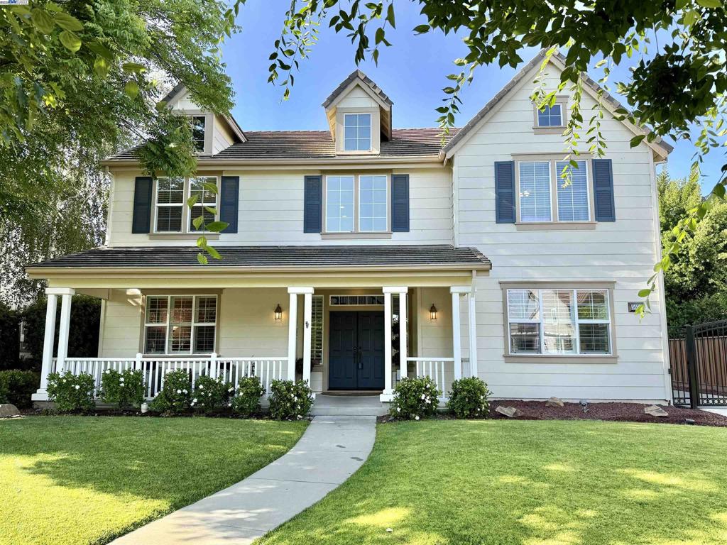 5653 Dresslar Cir