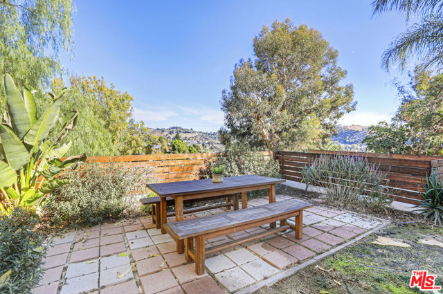 421 Beech Street, Los Angeles CA: https://media.crmls.org/mediaz/33ed2d10-ee57-4e81-9f3a-a45095b6ccd9.jpg