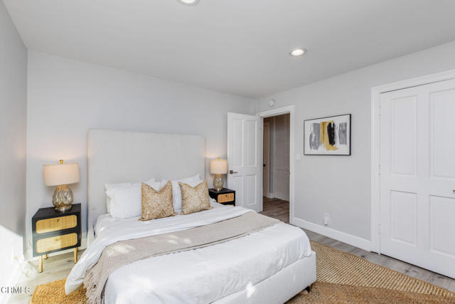 Detail Gallery Image 13 of 40 For 19443 Hatteras St, Los Angeles,  CA 91356 - 4 Beds | 4 Baths