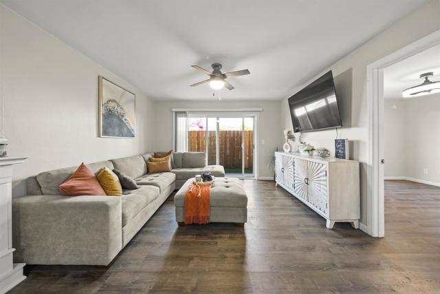 Detail Gallery Image 4 of 38 For 465 Fourth Ave #8,  Chula Vista,  CA 91910 - 2 Beds | 2 Baths