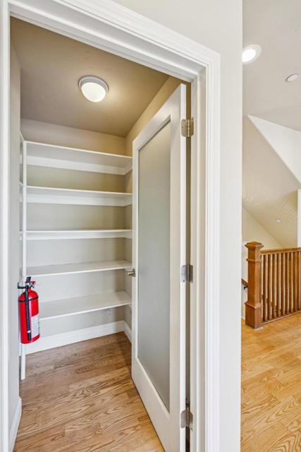 23583 Summit Road, Los Gatos CA: https://media.crmls.org/mediaz/33eed8bc-e378-46fb-949d-81c4cb46ea1a.jpg