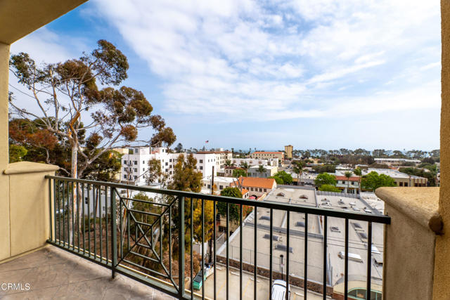 Detail Gallery Image 17 of 29 For 436 Poli St #402,  Ventura,  CA 93001 - 2 Beds | 2 Baths