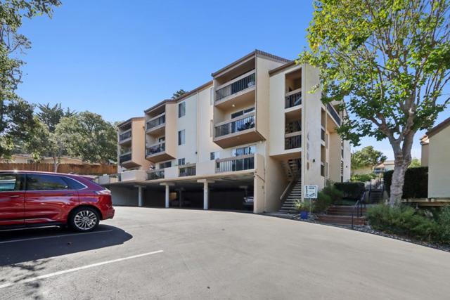 4205 Golden Oaks Lane, Monterey CA: https://media.crmls.org/mediaz/33f0baf9-961f-481c-91e9-10ae64dc0495.jpg