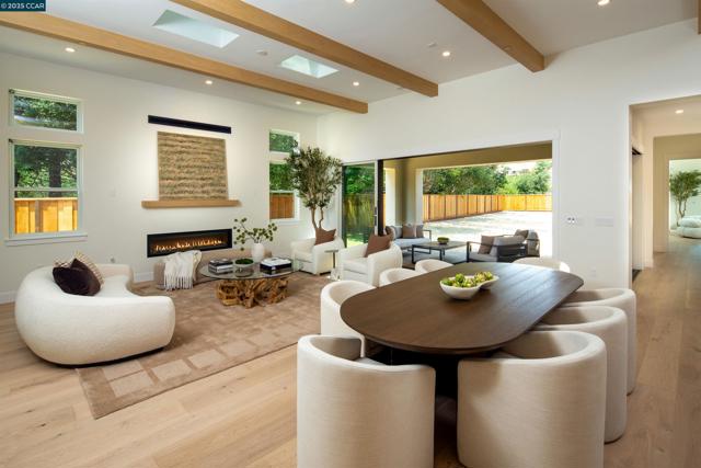 1015 Borrette Court, Napa CA: https://media.crmls.org/mediaz/33f0beff-ed57-4d36-93a8-d8ce9be75d60.jpg