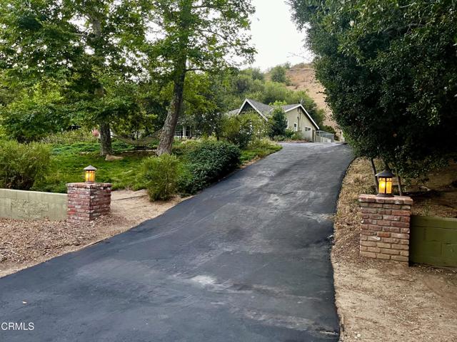 2547 Stokes Canyon Road, Calabasas CA: https://media.crmls.org/mediaz/33f0f315-9bc9-4cf3-90d9-549ff21dde96.jpg