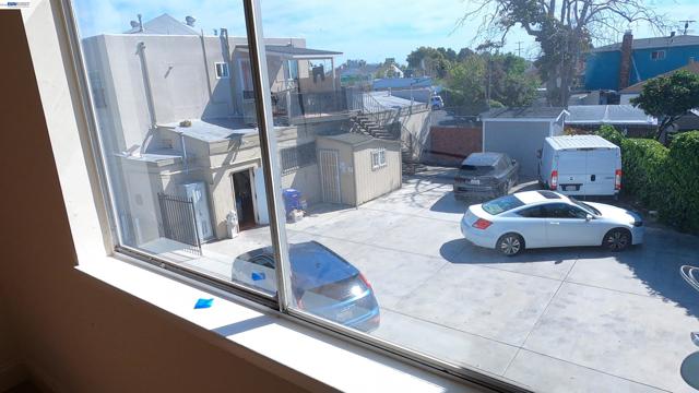 Image 11 of 13 For 12477 San Pablo Ave