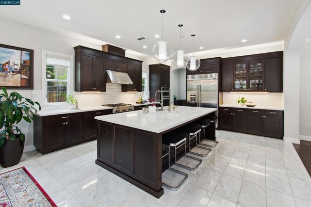 19 Baltana Place, Danville CA: https://media.crmls.org/mediaz/33f14134-14fe-4e71-8359-d3a3eda22560.jpg