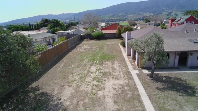 36176 Mile End Road, Soledad CA: https://media.crmls.org/mediaz/33f23642-10bd-45a8-813c-3fe437918edd.jpg