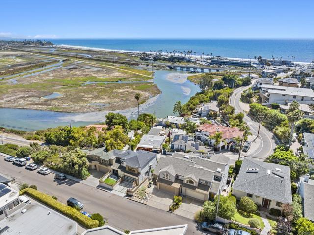 Detail Gallery Image 41 of 45 For 2542 Manchester Ave, Cardiff By The Sea,  CA 92007 - 3 Beds | 3/1 Baths