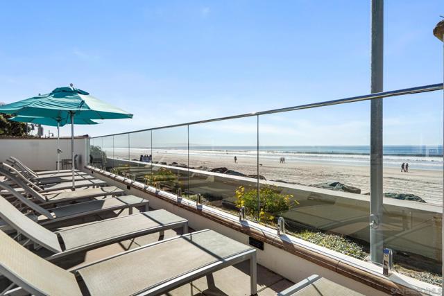 1810 Avenida Del Mundo, Coronado CA: https://media.crmls.org/mediaz/33f322d9-fa83-456a-be84-2a79d01fc144.jpg