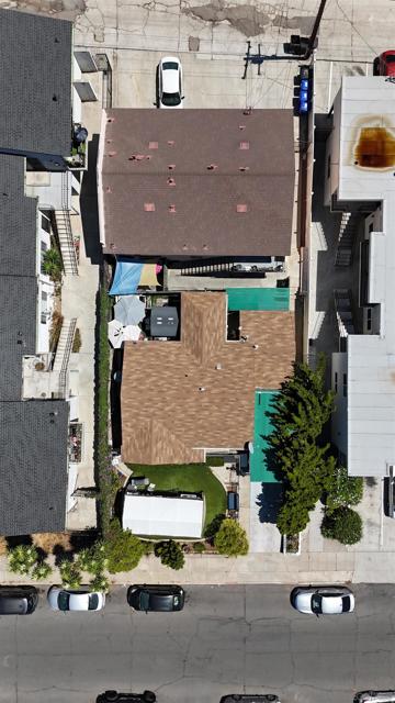 4235 4237 49TH ST, San Diego CA: https://media.crmls.org/mediaz/33f40150-a95d-427f-89cd-cdd01888401c.jpg