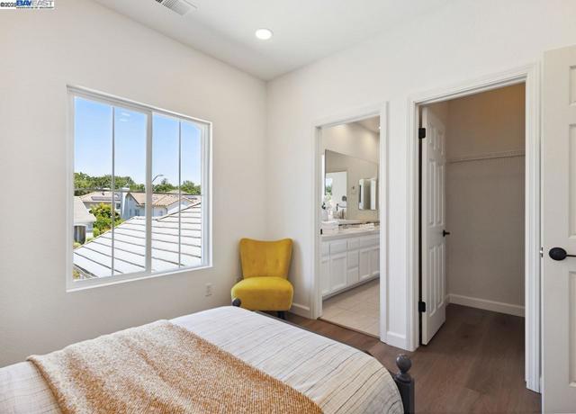 156 Elisha Ln, San Ramon CA: https://media.crmls.org/mediaz/33f44a38-a566-4cbd-bcd7-5970d5e7f120.jpg