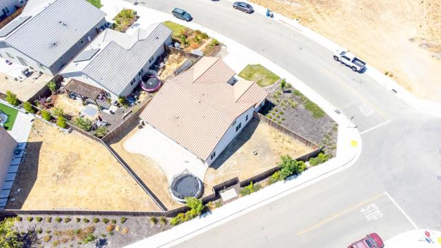 677 Sacramento Way, Hollister CA: https://media.crmls.org/mediaz/33f4531c-5435-4546-9b12-e61ee8bedc58.jpg