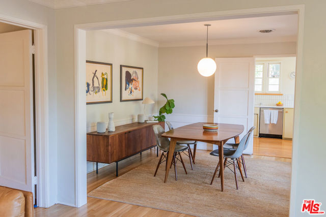 2434 Cazaux Place, Los Angeles CA: https://media.crmls.org/mediaz/33f49edf-07d7-4ed2-b46d-fa2b848e7c23.jpg