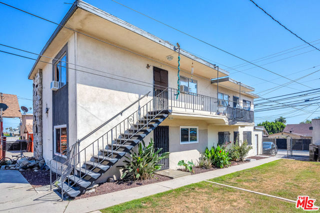 3610 Percy Street, Los Angeles CA: https://media.crmls.org/mediaz/33f5421f-7e4c-4e74-86ad-9dd3761fa53a.jpg