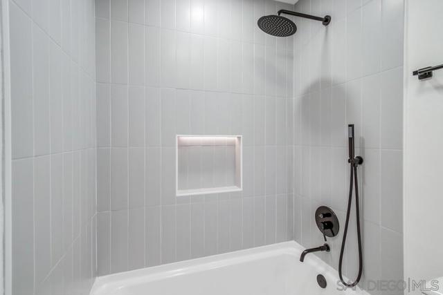 10415 Mesa Madera Dr, San Diego CA: https://media.crmls.org/mediaz/33f6d6e4-8382-4ef0-ab7c-32c0dba3a04f.jpg