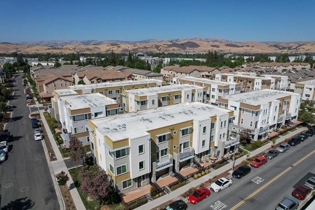 5956 Charlotte Drive, San Jose CA: https://media.crmls.org/mediaz/33f6ed48-a35f-476c-a6db-cf9d2deff706.jpg