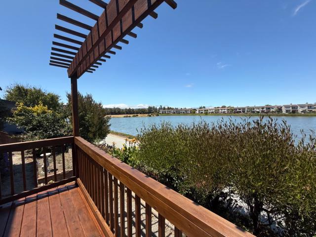 159 Port Royal Avenue, Foster City CA: https://media.crmls.org/mediaz/33f6f090-5bc1-4cd7-adb7-e6839fbe10d6.jpg