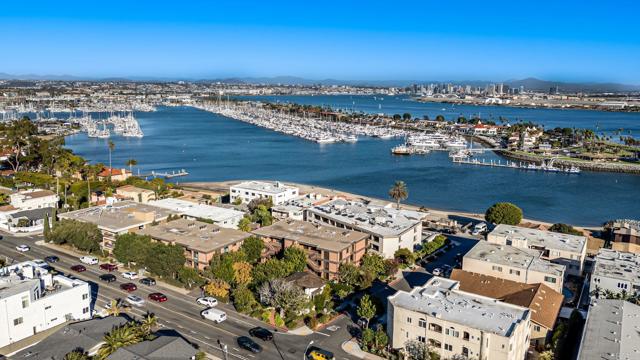 Detail Gallery Image 41 of 49 For 2958 Lawrence St, San Diego,  CA 92106 - 2 Beds | 2 Baths