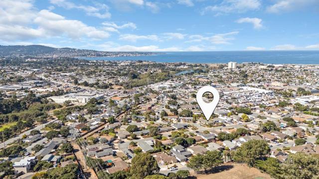 1021 Wheeler Street, Seaside CA: https://media.crmls.org/mediaz/33f7ae9d-139a-4182-a174-e3ad4e2c9504.jpg