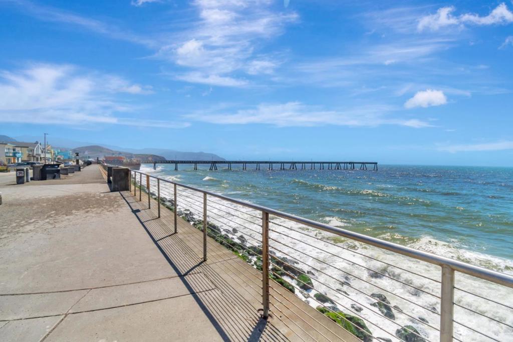 33F897Ff B33C 416C Ac9F B3Cb5Ce9246F 131 Carmel Avenue, Pacifica, Ca 94044 &Lt;Span Style='BackgroundColor:transparent;Padding:0Px;'&Gt; &Lt;Small&Gt; &Lt;I&Gt; &Lt;/I&Gt; &Lt;/Small&Gt;&Lt;/Span&Gt;