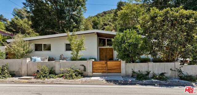 3380 Mandeville Canyon Rd, Los Angeles, CA 90049