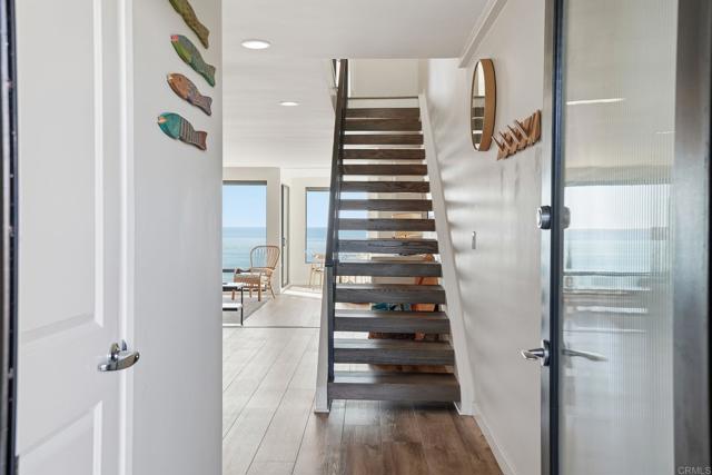Detail Gallery Image 3 of 26 For 211 S Helix #53,  Solana Beach,  CA 92075 - 2 Beds | 2/1 Baths