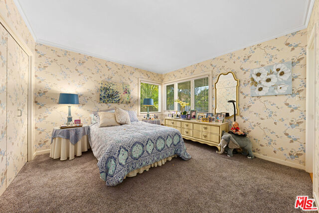 Image 22 of 39 For 821 Glenmere Way
