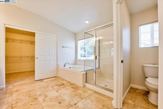 5615 Applegate Way, Dublin CA: https://media.crmls.org/mediaz/33fb5ff3-d70a-4d6f-baa3-a32b9c31bcf5.jpg