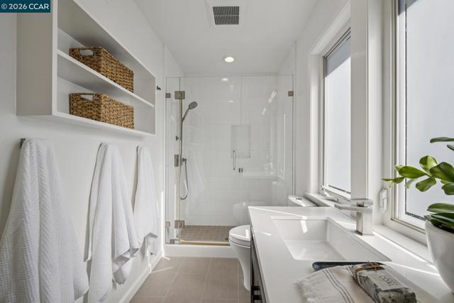 Image 29 of 38 For 342 Constance Pl