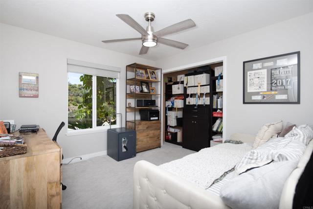 Home for Sale in Valley Center